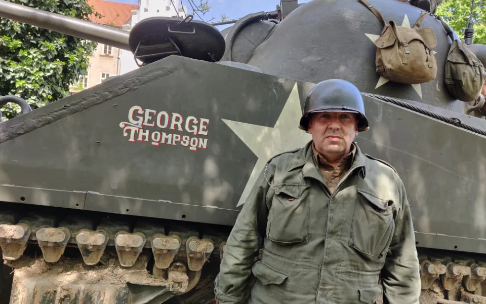 Sběratel Pavel Rogl si splnil klukovský sen. Jako jediný v Česku vlastní pojízdný americký tank Sherman