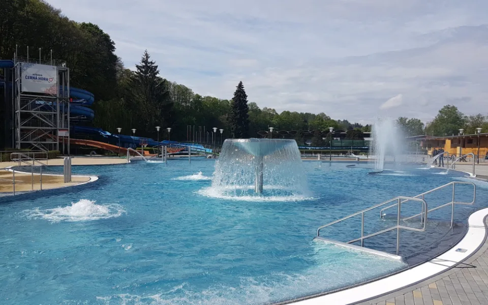 Další východočeská koupaliště zahajují sezónu, dočká se Trutnov i Náchod