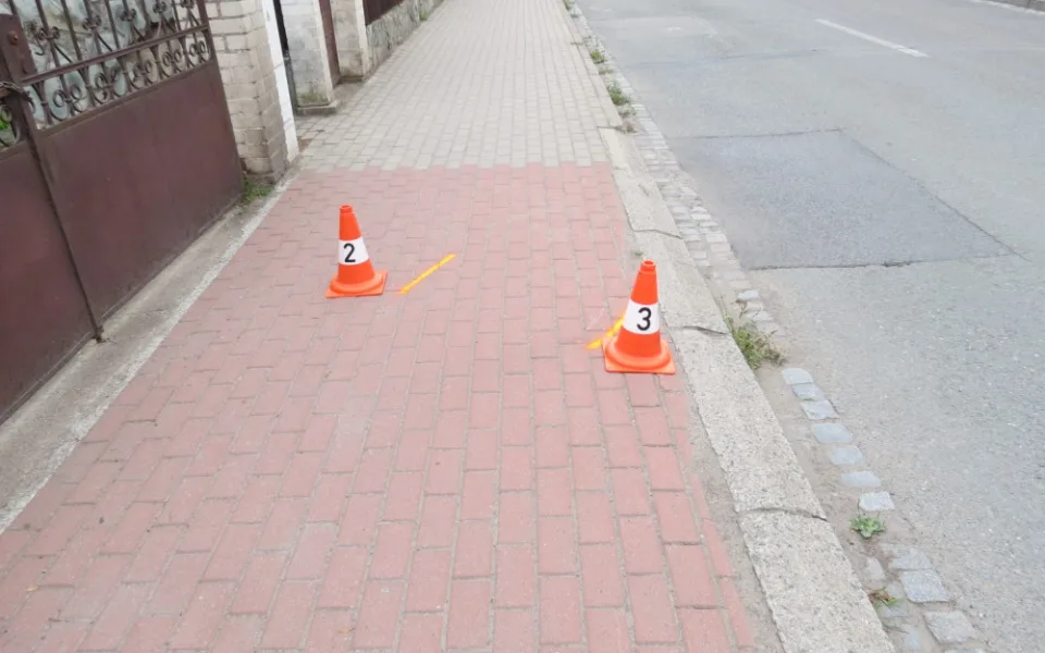 Cyklistka nezvládla jízdu a zranila se. Dechová zkouška prokázala téměř čtyři promile.