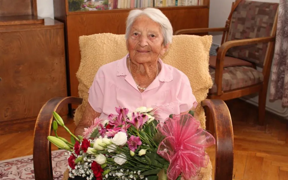 Věra Holičová