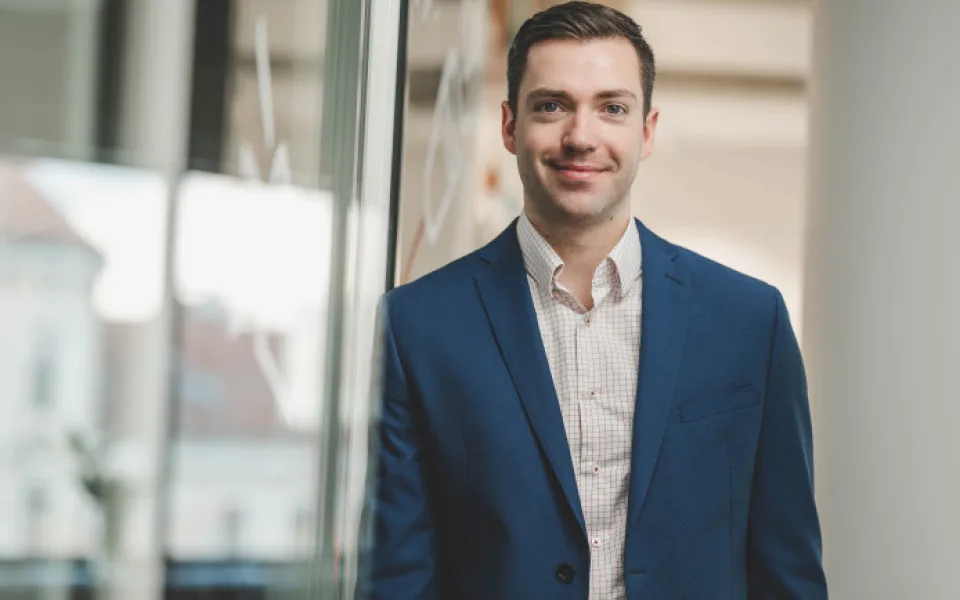 Ondřej Hájek: Podíl rodinných domů s fotovoltaikou v Česku nedosahuje ani 10 procent