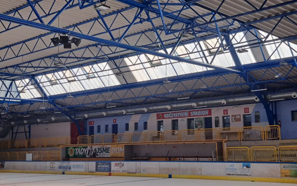 Zimní stadion ve Dvoře Králové prošel modernizací. Je připravený na nadcházející sezonu.