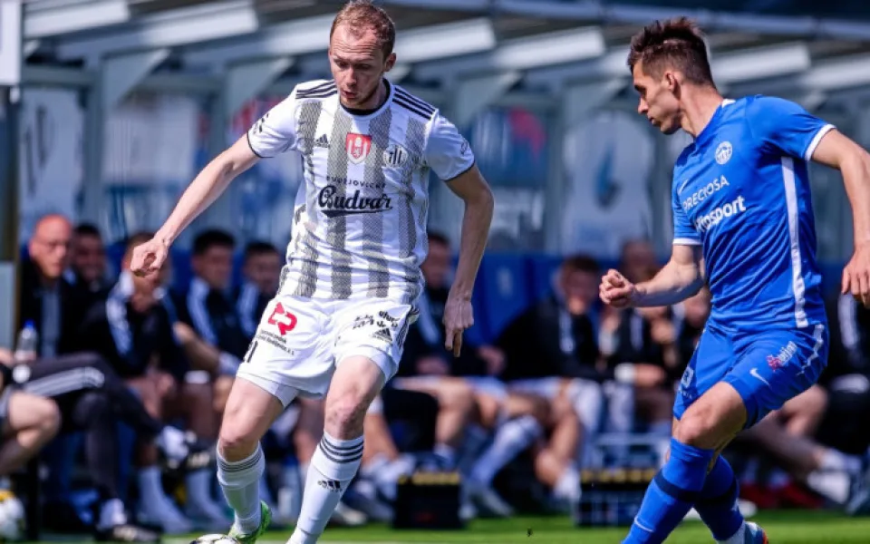 Čmelík na odchodu z Dynama? Do Hradce Králové ho láká trenér Weber