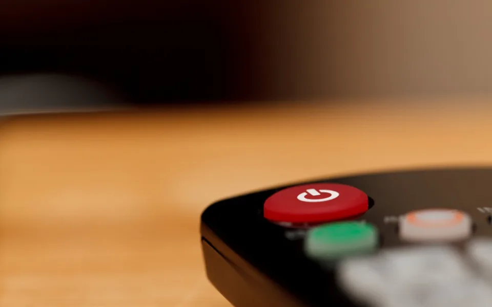 ANKETA: Poplatek za Českou televizi vzroste o 25 korun, za rozhlas o deset