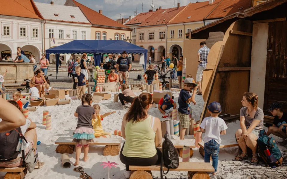 Festival Jičín – město pohádky se pravidelně koná přes 30 let. Letos ožije Pohádkovým oKouzlením