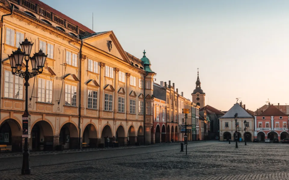 V Jičíně dojde ke změně parkovacího systému. Radnice chce dostat auta z centra města.