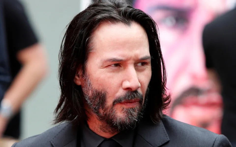 Hollywoodská hvězda Keanu Reeves zahraje s kapelou Dogstar na Rock for People.