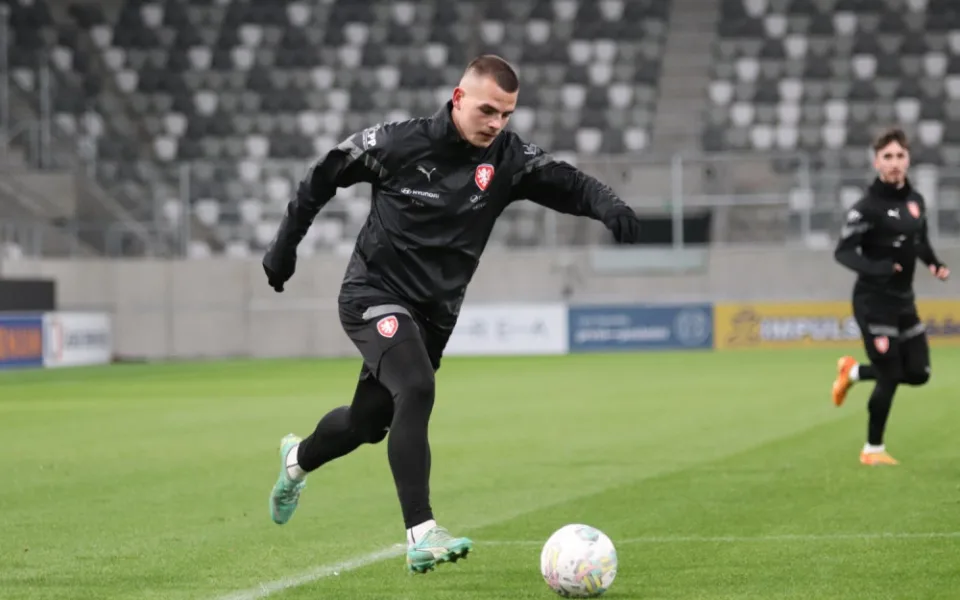 Lvíčata chtějí pod lízátky vyválčit ve federálním derby tři body