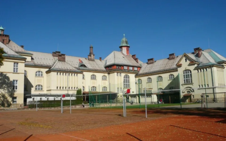 Krkonošské gymnázium ve Vrchlabí dostane nového robota