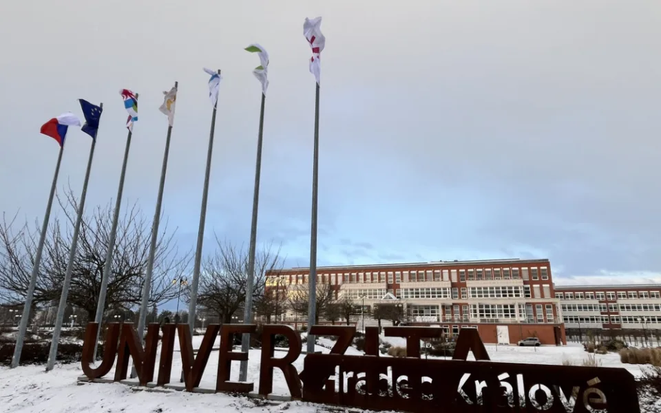 Univerzita Hradec Králové vyhodnocuje všechna možná bezpečnostní rizika