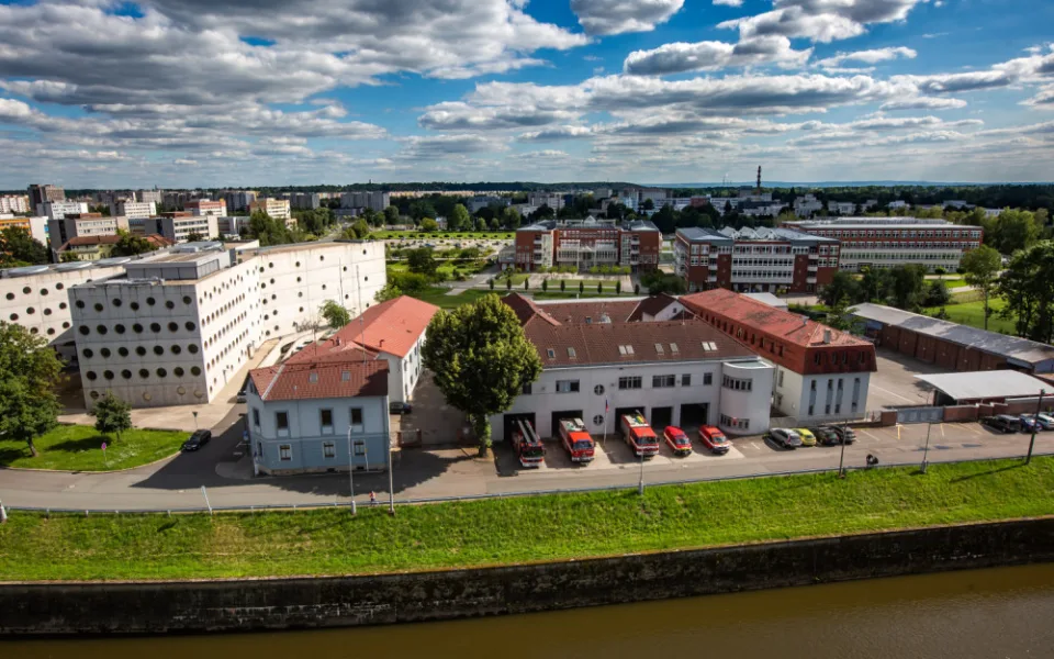 Hasiči plánují opravu výjezdové stanice v centru Hradce Králové