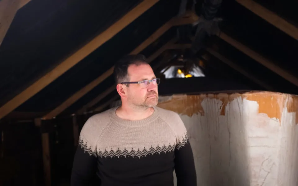 Od dětství si přeje obeplout svět. Na splnění snu se připravuje roky