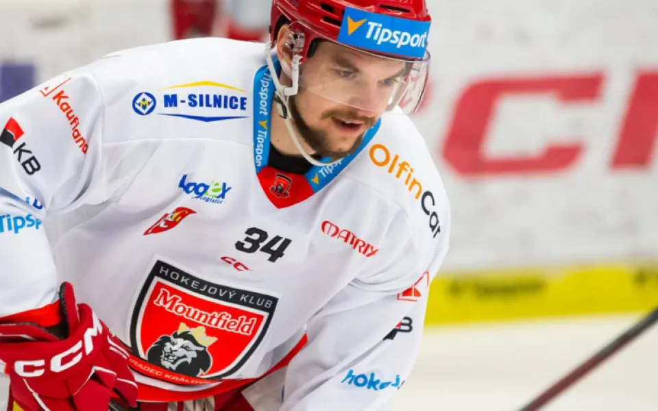 Klíma bude pokračovat na ledě pod Bílou věží. Jde o jednoho z trojice v dopingové kauze