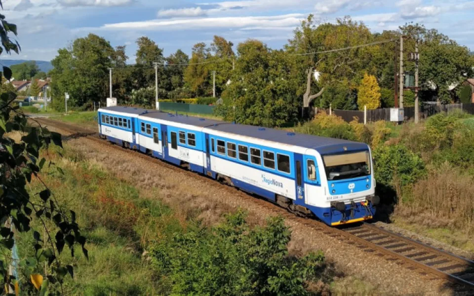 Modernizace trati Hradec – Chlumec. Druhá kolej přinese rychlejší spojení.