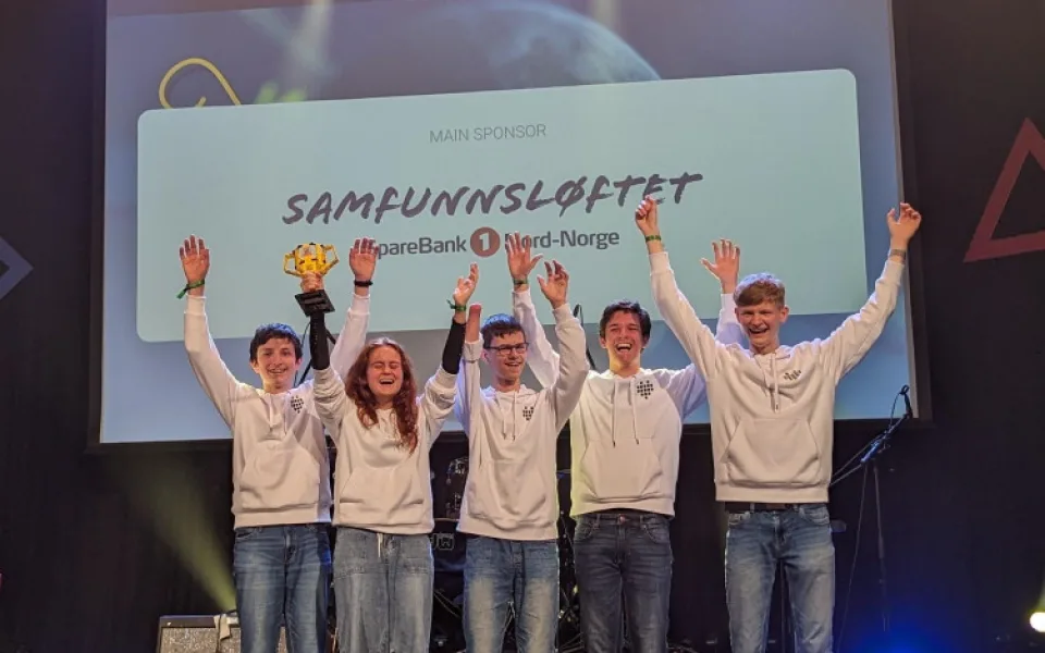 Školáci z DDM v Hradci Králové zazářili na mezinárodní soutěži robotiky v Norsku