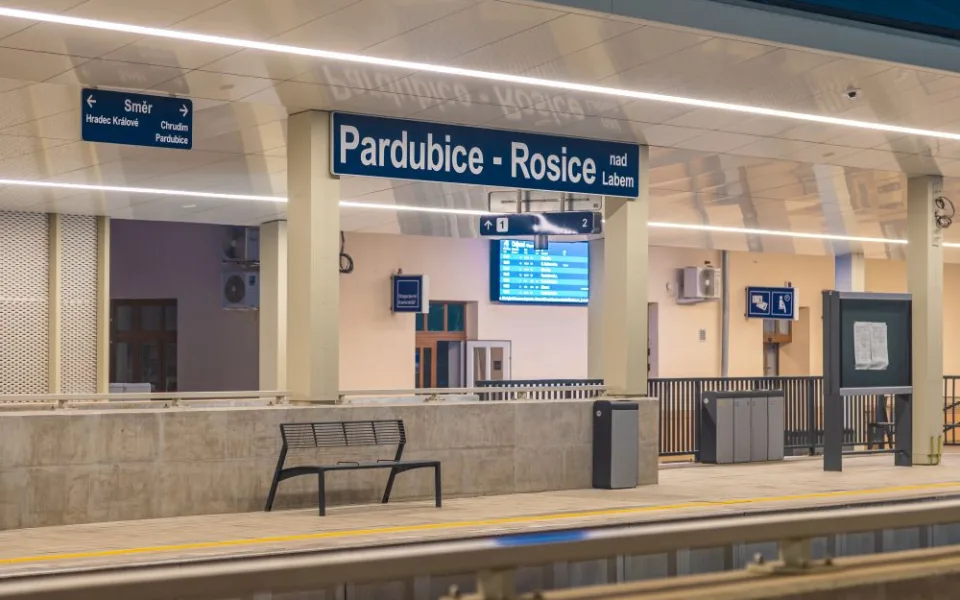 Žst. Pardubice – Rosice nad Labem | foto: David Jančík © Ministerstvo dopravy