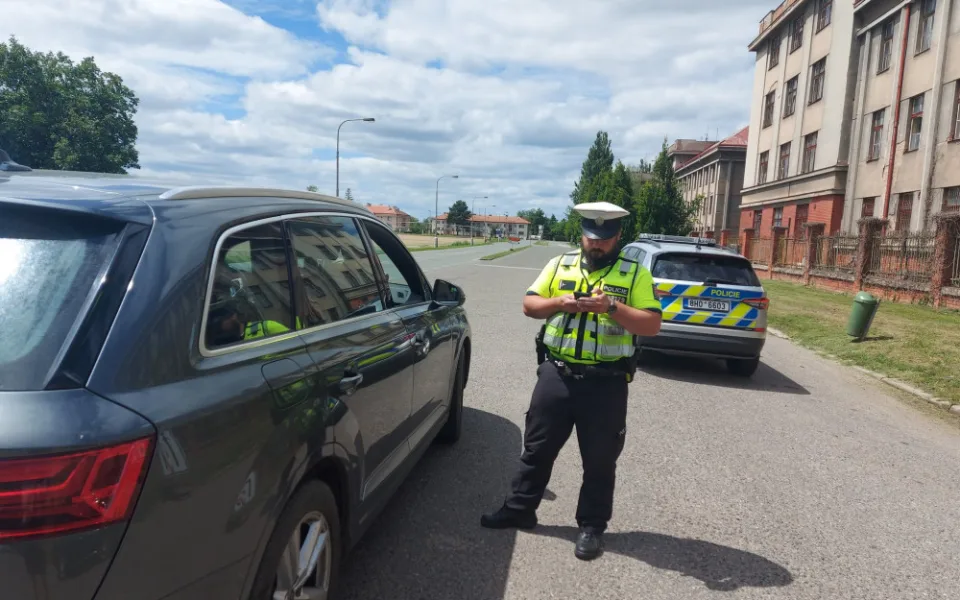 Falešné vstupenky, krádeže i dopravní přestupky. Během Rock for People měla policie plné ruce práce