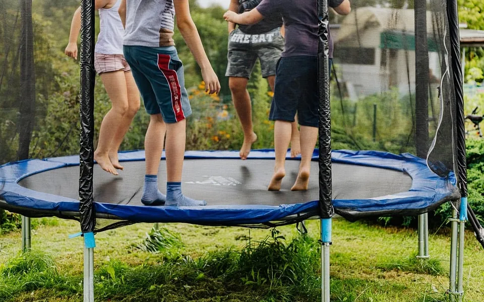 trampolina