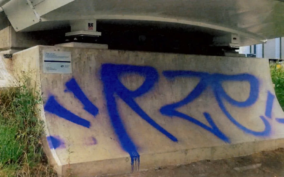 Vandal poničil nedávno otevřenou lávku přes Labe. Škoda se vyšplhala na 20 tisíc