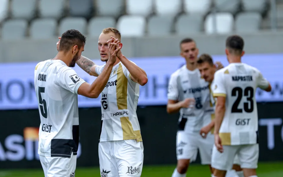 fotbal