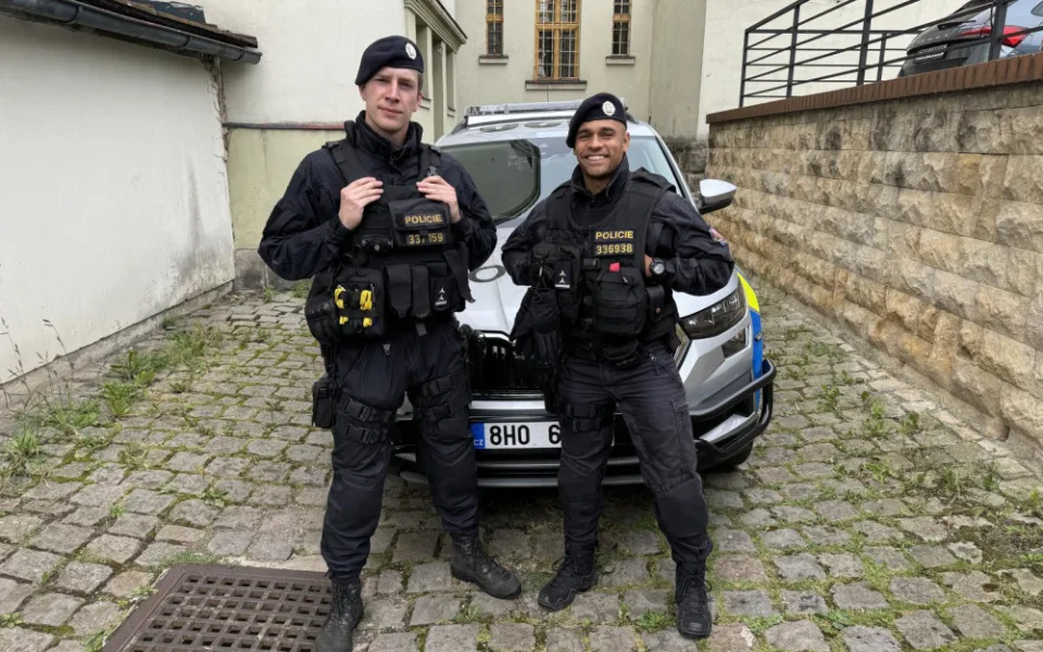 Během dvou dnů zachránili policisté ze Dvora Králové život dvěma lidem
