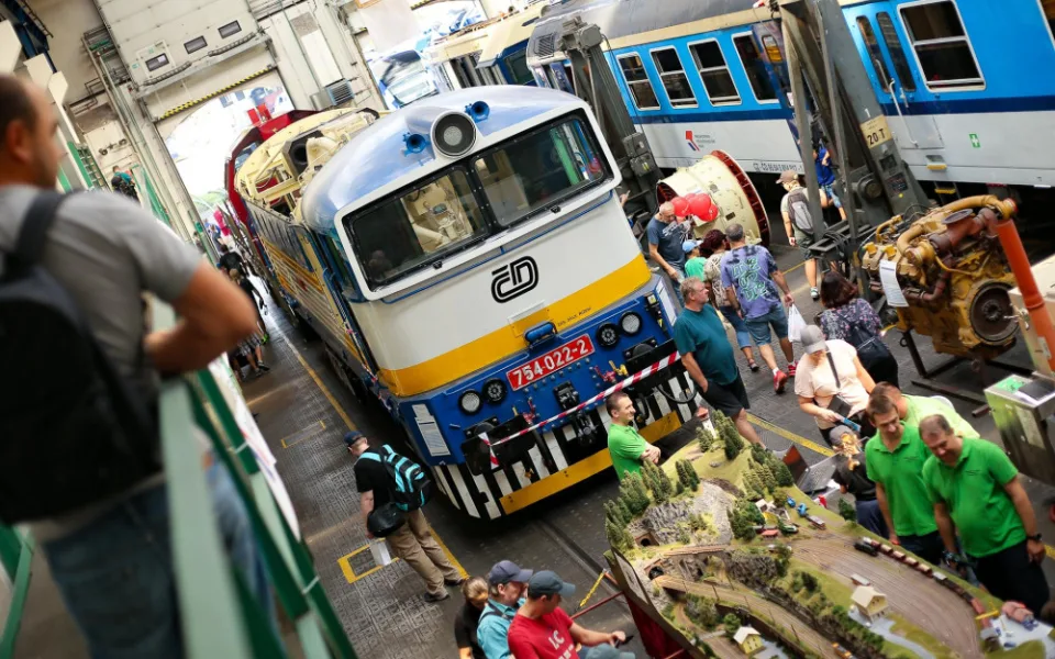 Na trať v Trutnově vyjedou moderní i parní vlaky. Čeká nás Regionální den železnice