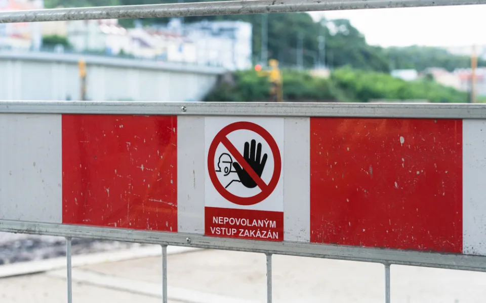 Další hradecké ulice se dočkají oprav, stavbaří naberou směr Pouchov
