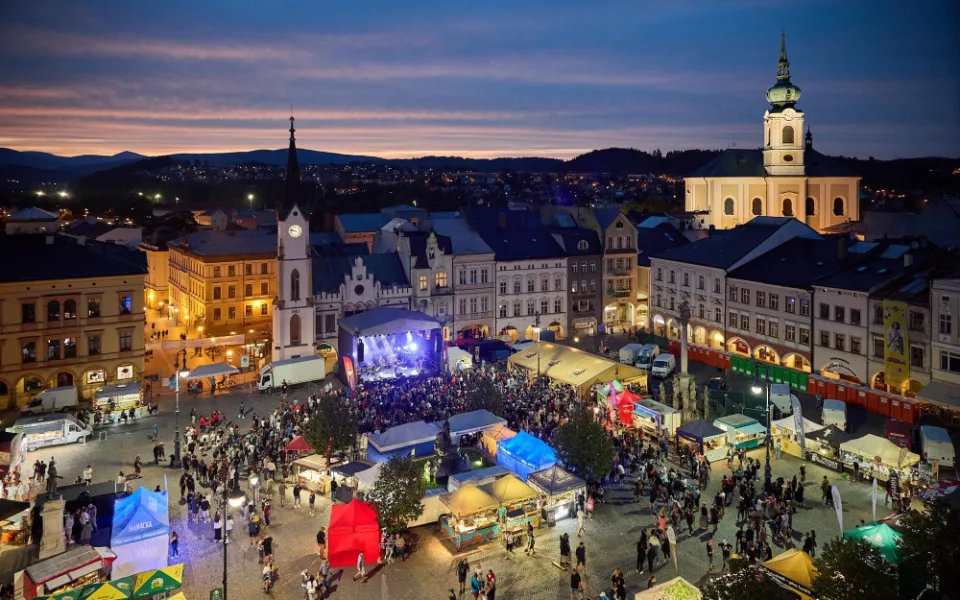 Trutnov změnil vyhlášku o nočním klidu. Akcí na Bojišti bude méně