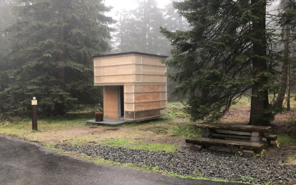 Lidé zneužívají útulny v Krkonoších, aby ušetřili za hotel. Porušují tím pravidla parku