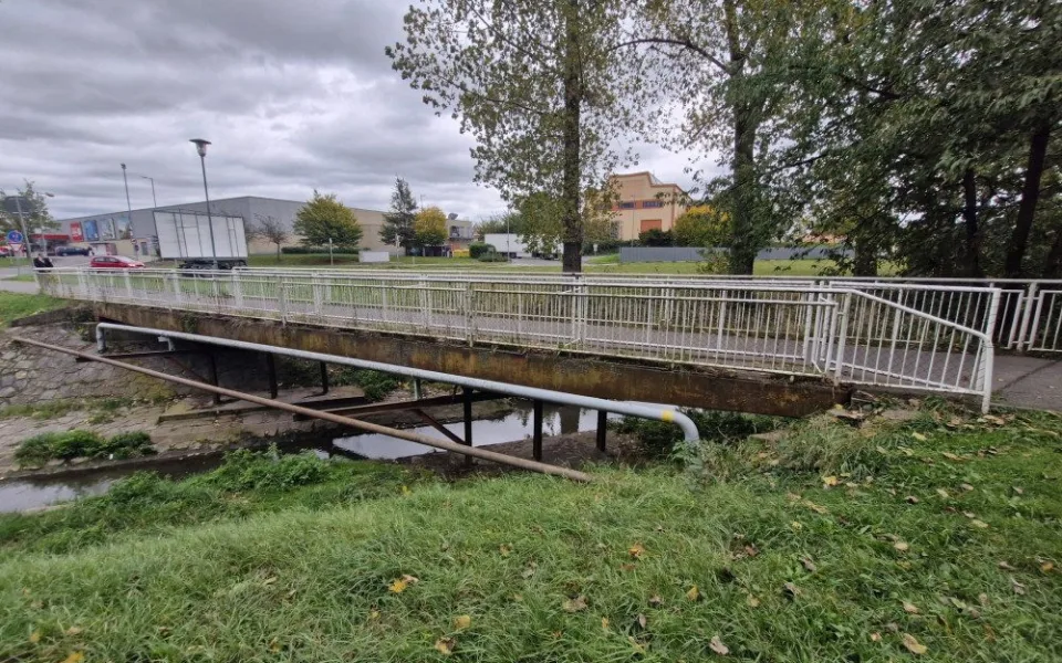 Jičín se chystá na rekonstrukci lávky přes Cidlinu