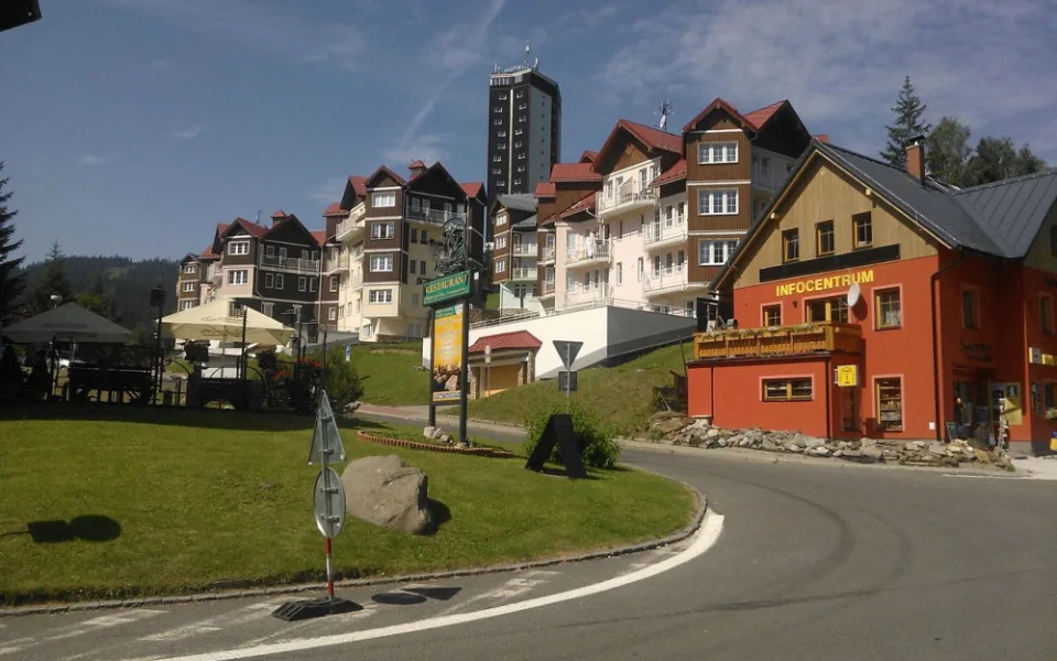 Resort Svatá Barbora v centru Pece pod Sněžkou začne vznikat na jaře 2025