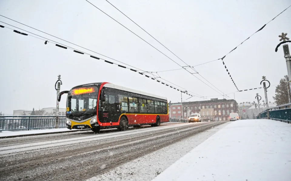 Pravidelný provoz MHD v Hradci Králové na Štědrý den a silvestra skončí v sedm večer