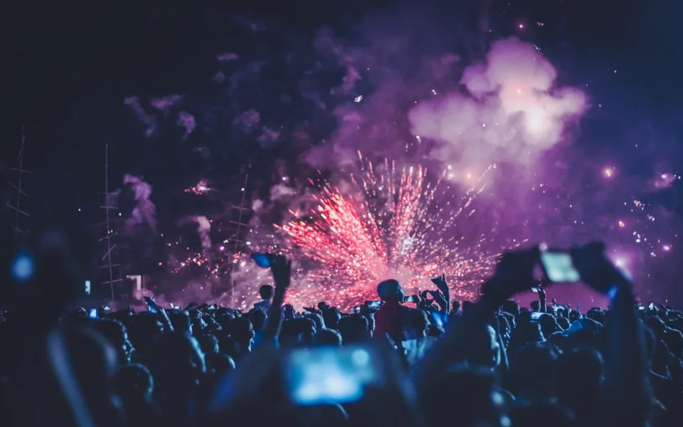 Za porušení vyhlášky o zábavní pyrotechnice mohou padat statisícové pokuty