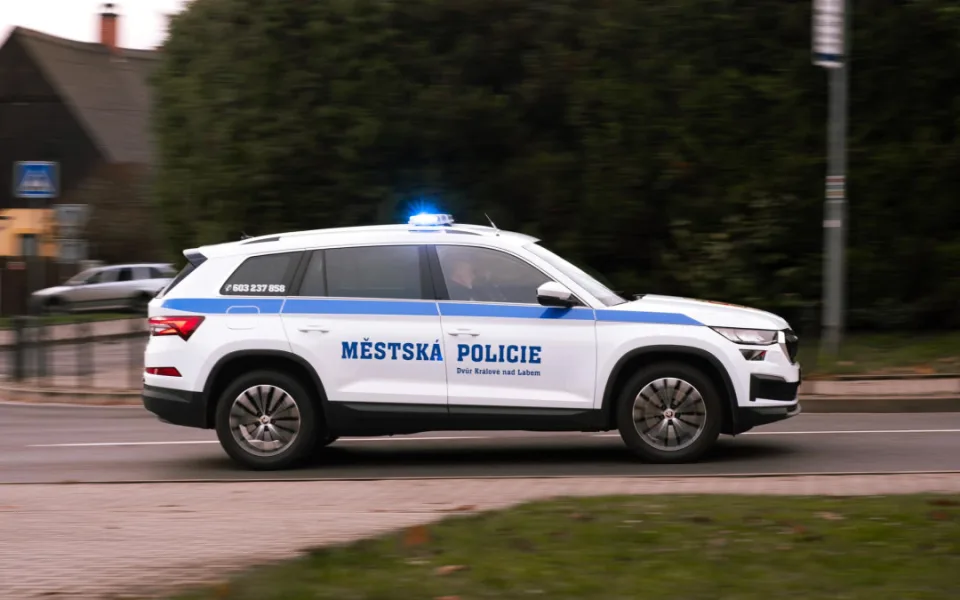 Největší výzvou roku 2024 byla pro strážníky ve Dvoře Králové doprava