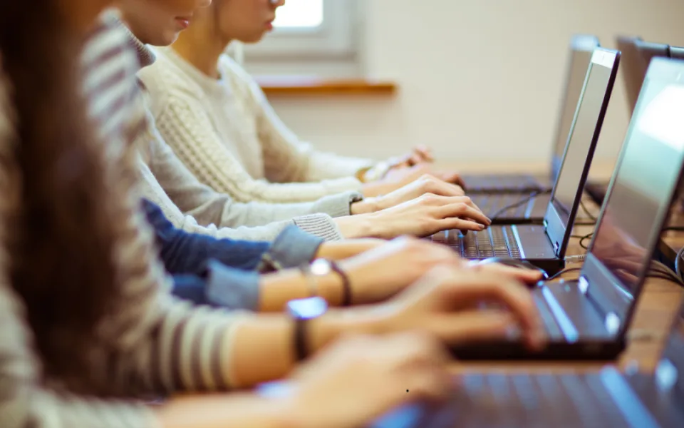 Tři nové lycejní obory v kraji. Školy reagují na poptávku studentů