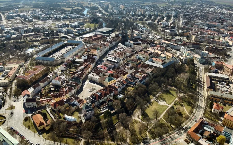 Hradec Králové hodlá vybudovat Central park o rozloze 84 hektarů. Začne studií