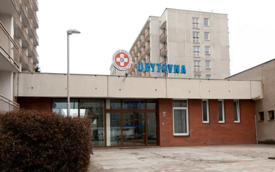 Hradec Králové získá dotaci na zateplení ubytovny Brněnská