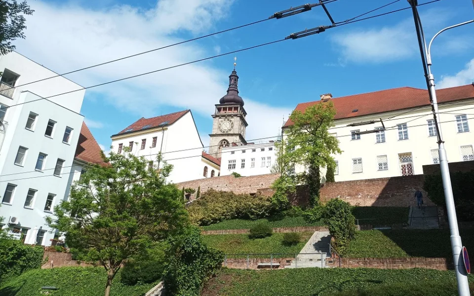 hradby