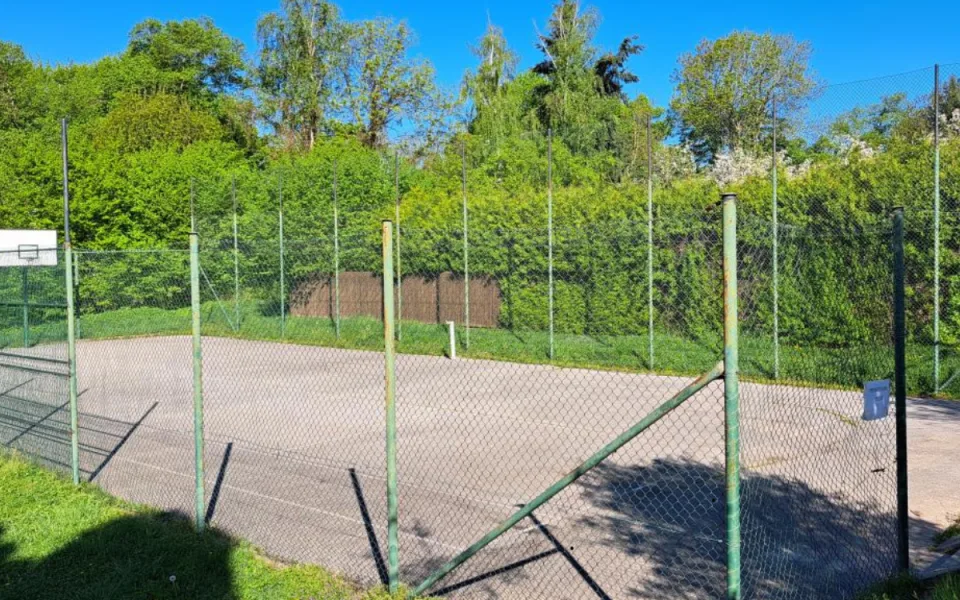 Dvůr Králové opraví 40 let staré hřiště ve Slunečné ulici