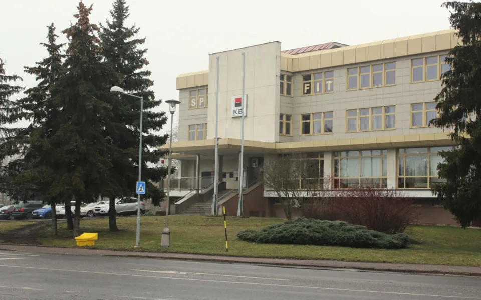 Spolek Rodiče dětí Montessori získal sídlo na autobusovém nádraží v Jičíně