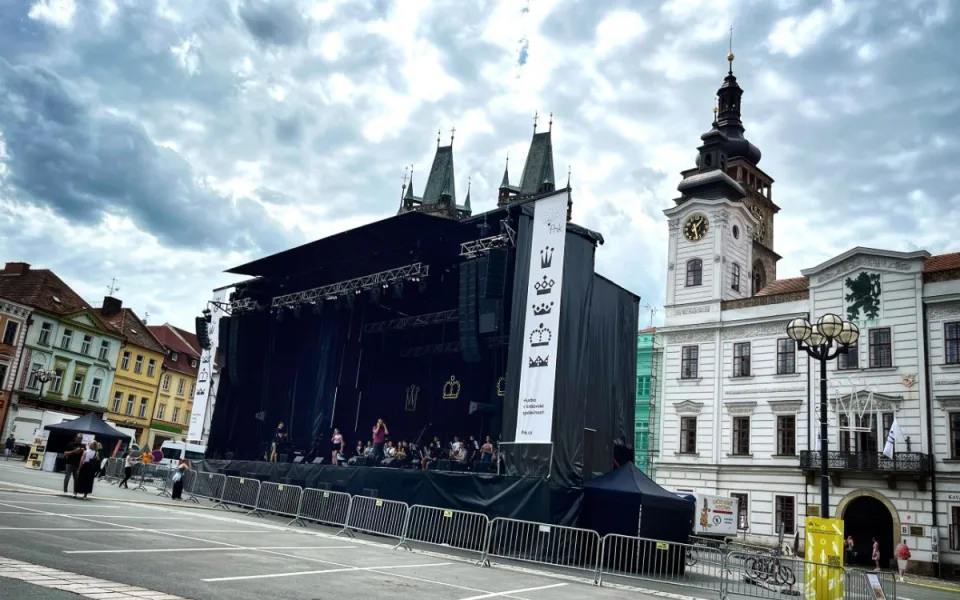 Hudebníci v Hradci zahrají pod širým nebem, první open air koncert je dneska