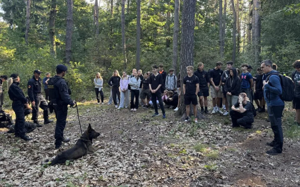 Třebechovičtí studenti si vyzkoušeli policejní pátrání na vlastní kůži