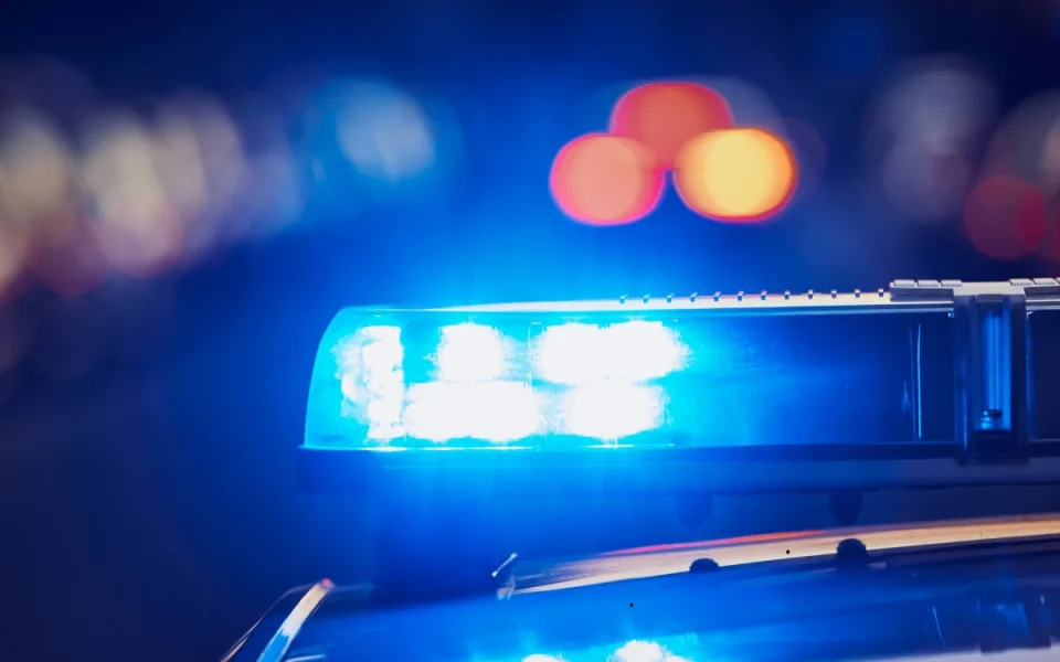 Policie pátrala po patnáctileté dívce. Po návratu ze školního výletu nepřišla domů