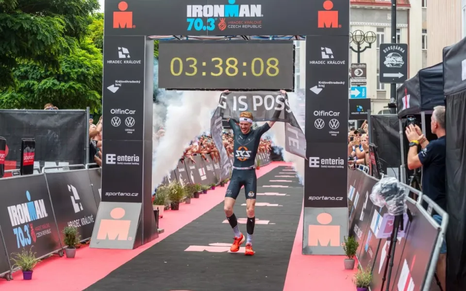 Triatlonový Ironman se bude v Hradci Králové konat minimálně do roku 2030