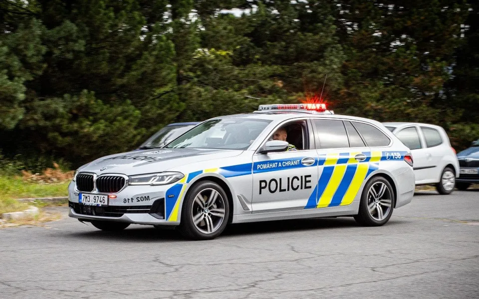 Rozhodovaly vteřiny, policisté zachránili v České Skalici a Kostelci lidské životy