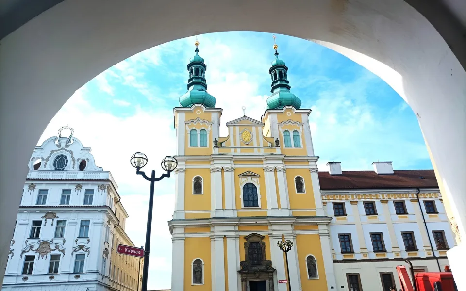 KVÍZ: Kde stál v Hradci tank? Vyzkoušejte si, jak dobře znáte své město