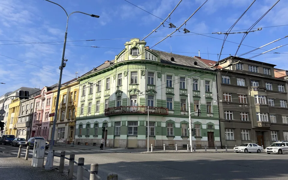 Jedna z nejvytíženějších ulic v centru Hradce Králové čeká zásadní oprava.