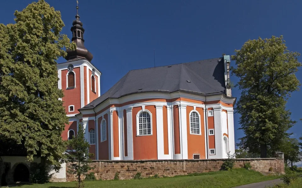 kostel Božanov