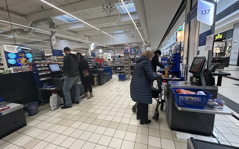 ANKETA: Stále stejné obchody. Jaký řetězec vám v Hradci Králové chybí?
