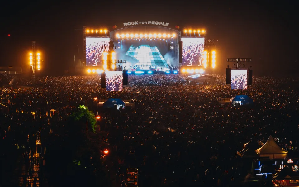 Druhý den Rock for People: Hvězdou jsou Limp Bizkit, doprava je plynulá